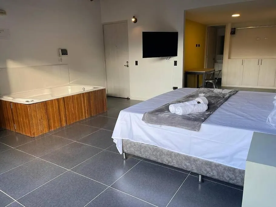 Hermoso Loft Con Jacuzzi Y Balcon Envigado