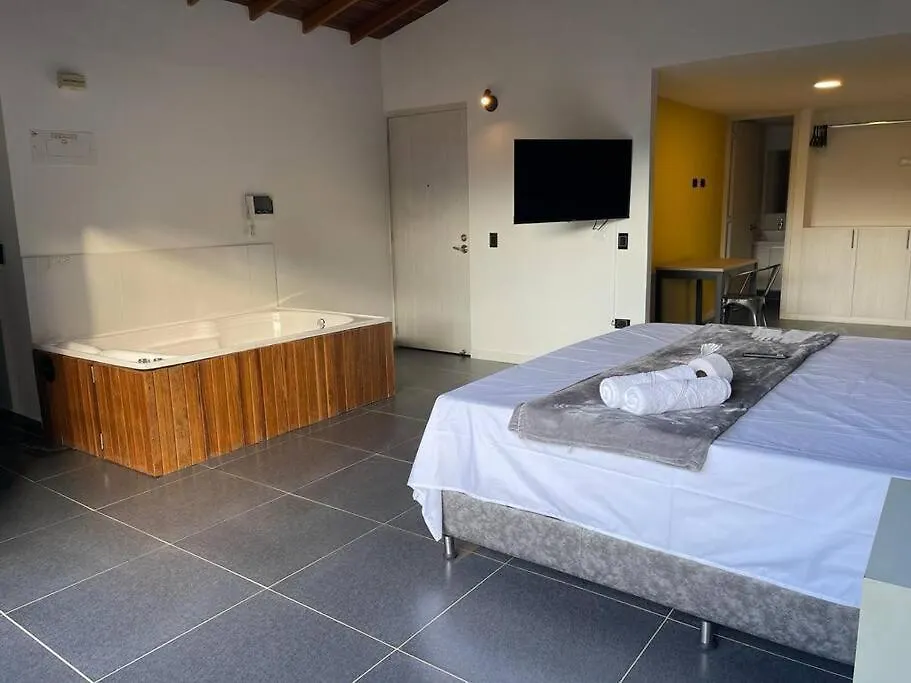 Hermoso Loft Con Jacuzzi Y Balcon Envigado Colômbia