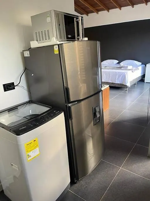 Hermoso Loft Con Jacuzzi Y Balcon Envigado 0*,  Colômbia